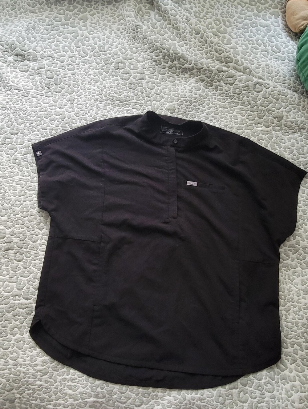 FIGS Men's Black Henley-Style Polo